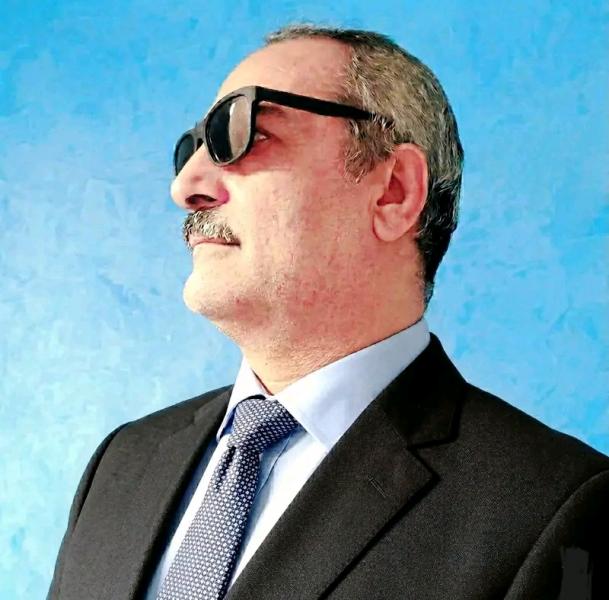 الكاتب والمحلل السياسي الكبير محمد عبدالله القاضي 