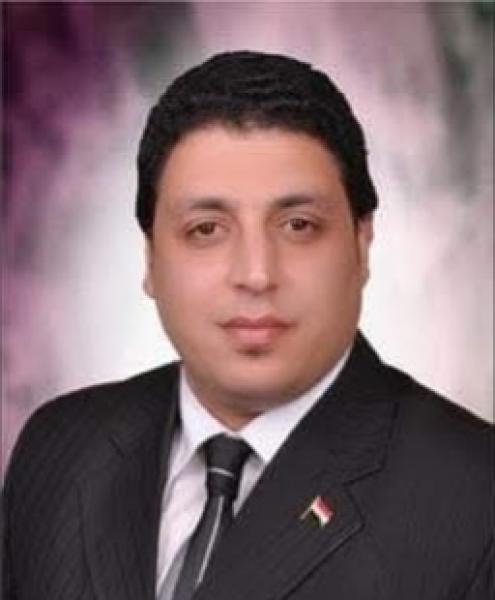 الكاتب الصحفي الكبير احمد سمير صلى