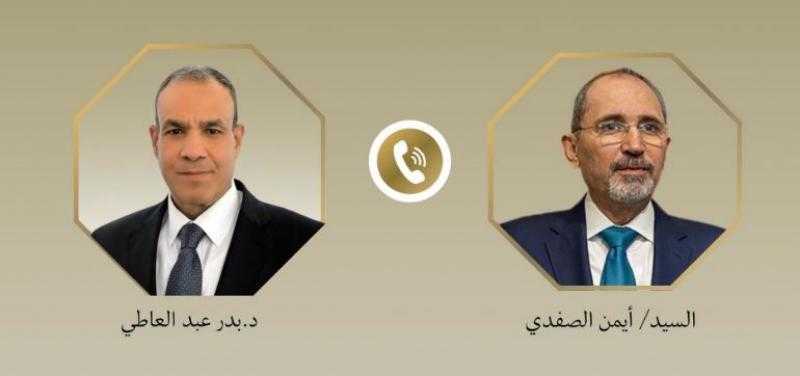 اتصال هاتفي بين وزير الخارجية ونظيره الأردني للتعزيه في ضحايا حادث جنوب سيناء