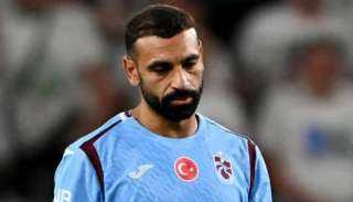 محمد صلاح: أتحدث مع والدتي قبل كل مباراة.. وأفتقد الطاقة والأجواء المصرية