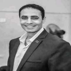 د. محمد هناء الدين يكتب: لستم قضاة علي احد
