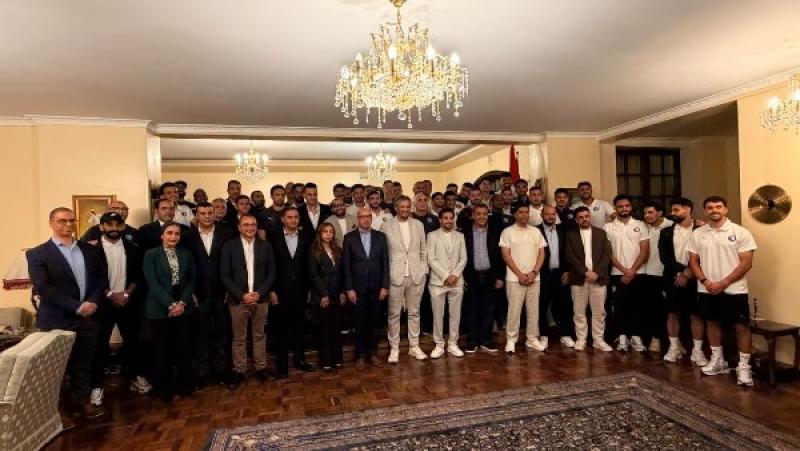 بعثة بيراميدز