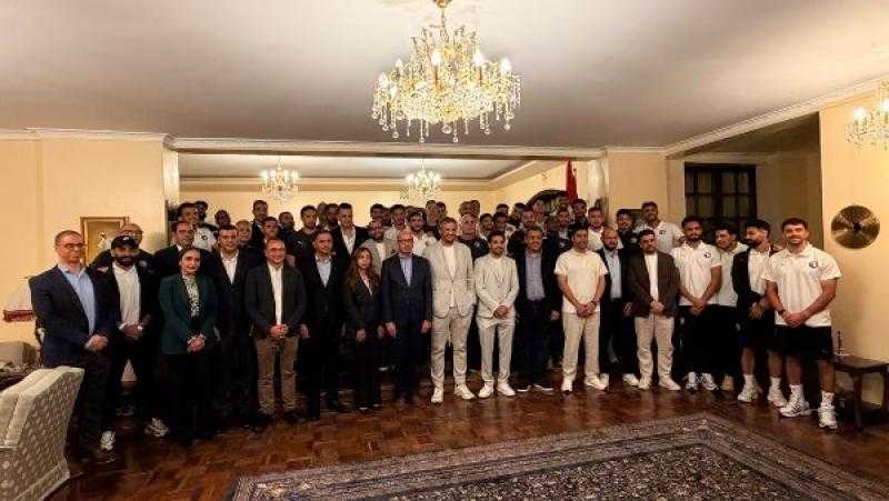 بعثة بيراميدز تلبي دعوة السفير المصري في كينيا بعد الفوز على جورماهيا