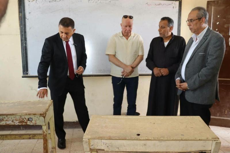 محافظ القليوبيه 