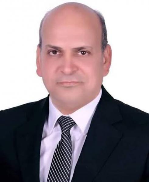 الكاتب الكبير عوض الور 