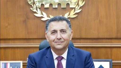 محافظ القليوبية يوجه بفحص تراخيص المحال العامة والتأكد من توافر اشتراطات الحماية المدنية والسلامة