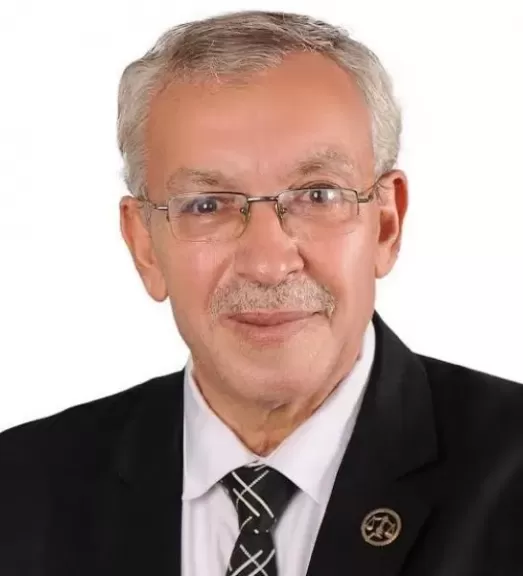 الكاتب الكبير جمال المتولى جمعة 