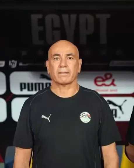 حسام حسن يستقر على ثنائي قلب الدفاع أمام جنوب أفريقيا