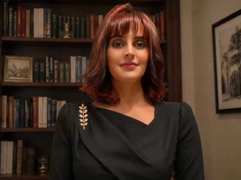 الكاتبة الجزائرية مريم عرجون تكتب :  دم على وسادة الغفلة… ماذا فعلتم بفلسطين؟  .