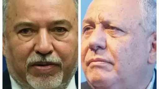 ليبرمان يتهم  آيزنكوت بالسعي إلى تشكيل حكومة مع نتنياهو بعد الانتخابات الإسرائيلية المرتقبة