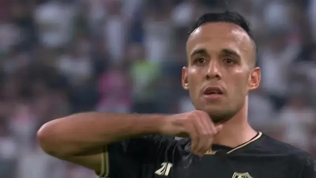 الأسطورة ناصر منسى 