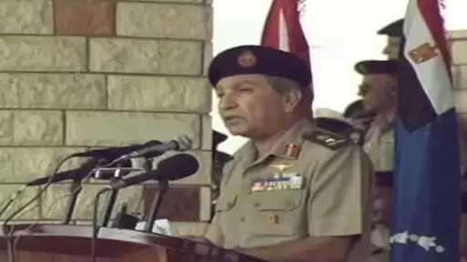 الرئيس السيسي يشاهد فيلما تسجيليا بعنوان «قادة في وجدان الأمة»