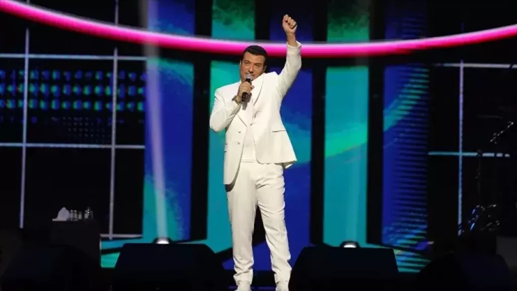ايهاب توفيق