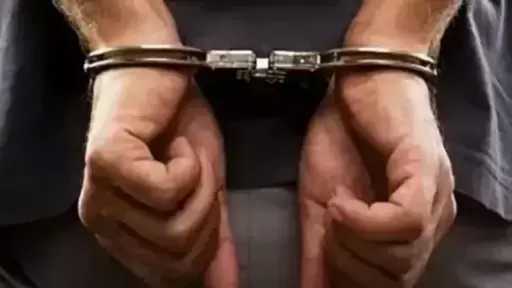 القبض على 4 متهمين ألقوا قبطانا من الطابق الرابع بالنزهة