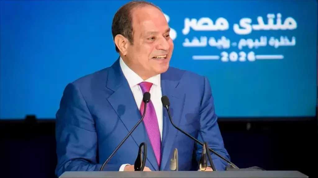 الرئيس السيسي للطلاب المتفوقين: أنا متشرف بيكم وفخور بكل واحد فيكم